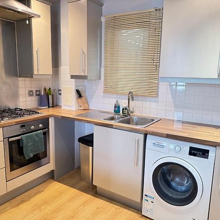 London Luxury Holiday Home B Londres Exterior foto
