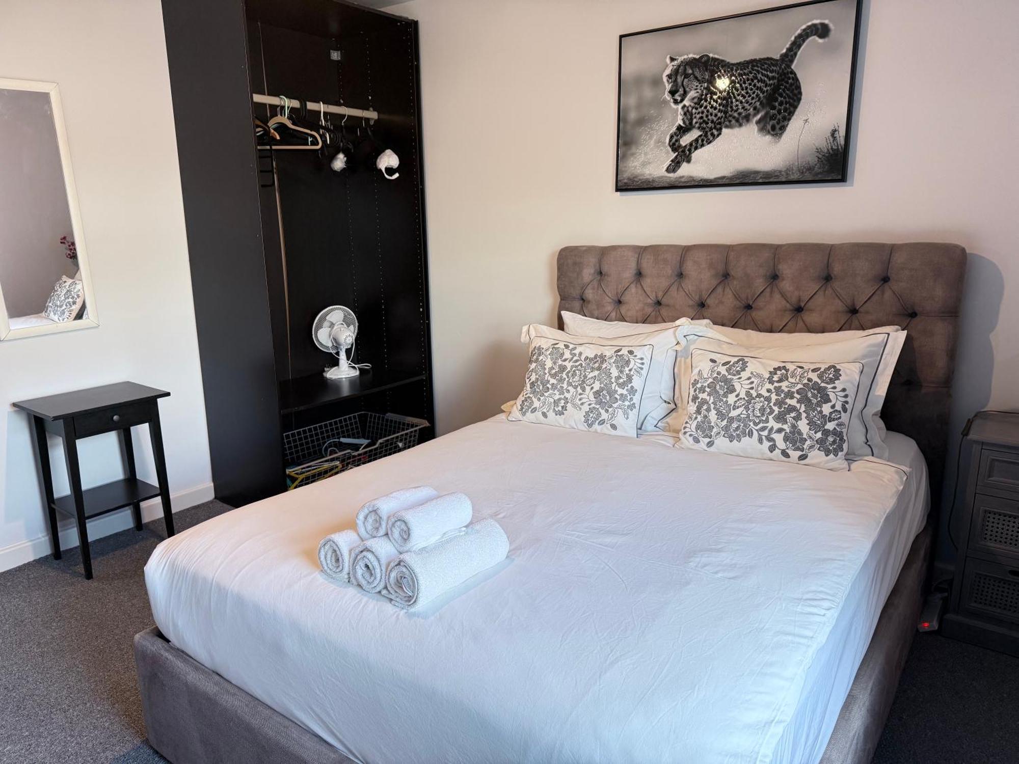 London Luxury Holiday Home B Londres Quarto foto